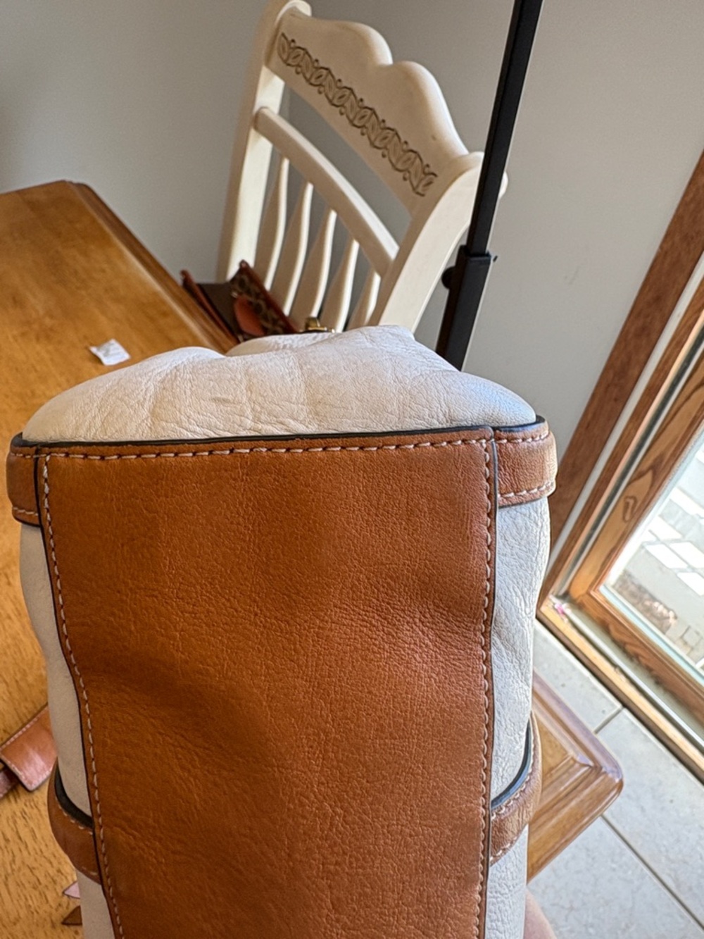 Fossil Cream and Tan Leather Satchel Shoulder/crossbody - Picture 4 of 7